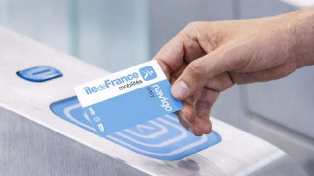 Comment acheter des tickets de transport à l'aéroport CDG